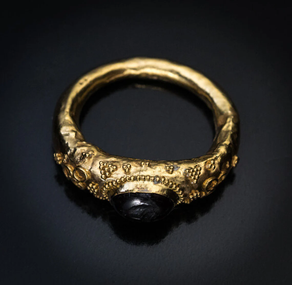 anillo de oro